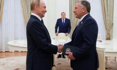 LA REUNIÓN ENTRE PUTIN Y EL ENVIADO DE EEUU FUE "PRODUCTIVA", SEGÚN LA VERSIÓN OFICIAL DEL KREMLIN