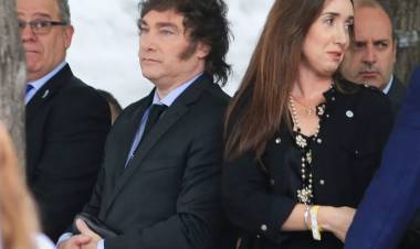 CON MILEI Y VILLARRUEL DE VIAJE, ¿QUIÉN QUEDA A CARGO DE LA PRESIDENCIA?