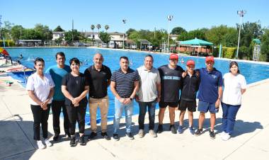 JAIME ZAPATA: DEPORTE LANZÓ LA TEMPORADA DE VERANO 2025-2026 CON ACTIVIDADES PARA TODAS LAS EDADES