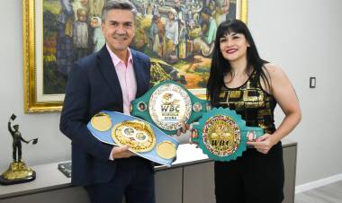 EL GOBERNADOR ZDERO RECIBIÓ A LA “TIGRESA” ACUÑA, EN EL MARCO DE UNA ACCIÓN SOLIDARIA