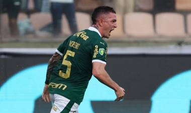 OFICIAL: RIVER ANUNCIÓ A ANÍBAL MORENO COMO REFUERZO PARA 2026