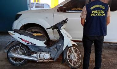 VILLA ANGELA: RECUPERAN MOTOCICLETA DUSTRAÍDA