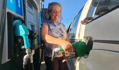 SE HABILITA EL PRIMER SURTIDOR PARA AUTODESPACHO DE COMBUSTIBLE