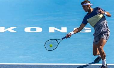 DEBUT Y DESPEDIDA PARA ETCHEVERRY EN EL ATP 250 DE AUCKLAND