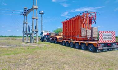 CASTELLI: SECHEEP RECIBIÓ UN NUEVO TRANSFORMADOR QUE FORTALECERÁ EL SUMINISTRO ELÉCTRICO EN LA REGIÓN