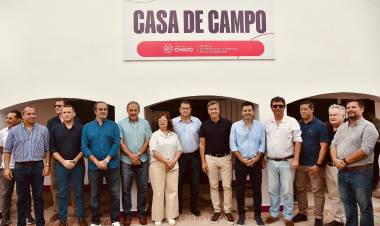 ZDERO INAUGURÓ LAS REFACCIONES INTEGRALES DE LA CASA DE CAMPO Y RATIFICÓ EL RESPALDO AL SECTOR PRODUCTIVO