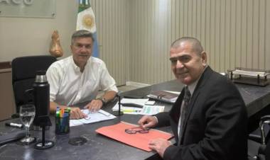 ZDERO RECIBIÓ AL TITULAR DEL MOVIMIENTO DE AFIRMACIÓN YRIGOYENISTA DE RESISTENCIA
