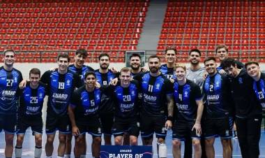 ARGENTINA IMPUSO SU JERARQUÍA Y VENCIÓ A PARAGUAY EN EL SUR-CENTRO DE HANDBALL