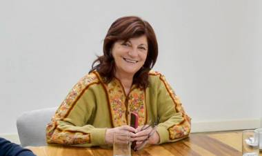 LA INICIATIVA DE REFORMA LABORAL DE KELLY OLMOS PARA CONTRARRESTAR EL PROYECTO FLEXIBILIZADOR DEL GOBIERNO