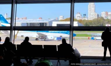 MUJERES DE LA INDUSTRIA AERONÁUTICA PODRÁN ACCEDER A BECAS DE POSGRADO