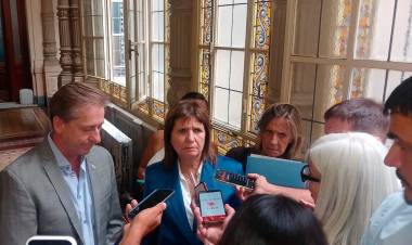 “TENEMOS LOS VOTOS”: EL OFICIALISMO CONFÍA EN APROBAR LA REFORMA LABORAL, AUNQUE MANTIENE EN SECRETO SUS MODIFICACIONES