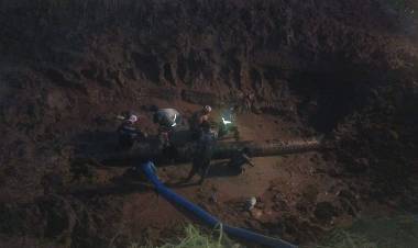 TRAS 18 HS DE TRABAJO: SAMEEP REPARÓ EL ACUEDUCTO DE GENERAL SAN MARTÍN Y EL SERVICIO SE RESTABLECE PROGRESIVAMENTE