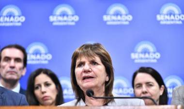 BULLRICH DIJO QUE LA REFORMA LABORAL NO DESTRUYE EMPLEOS NI EMPRESAS: “ES UNA LEY MUY BUENA”
