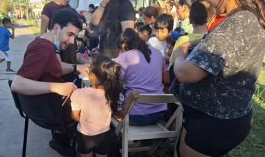 EXITOSA JORNADA DE VACUNACIÓN Y CONTROLES ESCOLARES EN LAS BREÑAS