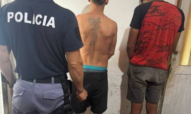 VILLA ÁNGELA: FUE AMENAZADA CON UN CUCHILLO PARA ROBARLE EL TELÉFONO CELULAR