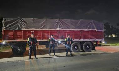 RECUPERARON 5 RODADOS DE DIFERENTES PORTES BUSCADOS POR LA JUSTICIA, INCAUTARON MAS DE 80 MOTOCICLETAS Y DETECTARON 20 ALCOHOLEMIAS POSITIVAS