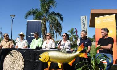 CHACO LANZÓ EL 1° ENCUENTRO DE PESCA A REMO CON MODALIDAD SUSTENTABLE