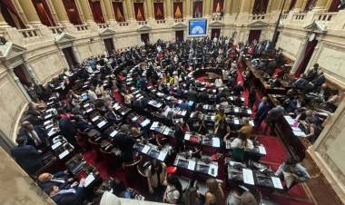 EL GOBIERNO ACELERA LA ACTIVIDAD EN EL CONGRESO PARA RETOMAR LA AGENDA Y SALIR DEL CASO ADORNI