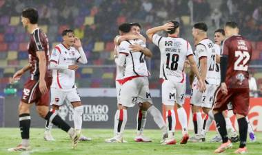 TORNEO APERTURA: NEWELL’S GANÓ Y SE ALEJÓ UN POCO MÁS DEL DESCENSO