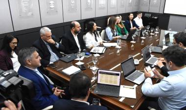 APOYO DE NACIÓN AL CHACO PARA CUBRIR VENCIMIENTOS DE DEUDA