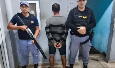 VILLA ÁNGELA: TENÍA PEDIDO DE CAPTURA PERO CAMINABA TRANQUILO POR LAS CALLES DE LA CIUDAD