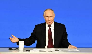 PUTIN ANUNCIA UN ALTO EL FUEGO CON UCRANIA DURANTE LA PASCUA ORTODOXA