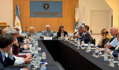 ¿CAMBIA EL CÓDIGO ADUANERO? CÓMO AFECTARÍA A LAS CÁMARAS Y POR QUÉ PIDEN REUNIRSE CON ARCA