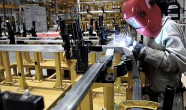 LA MAYORÍA DE LAS EMPRESAS SE PREPARAN PARA APROVECHAR LA REFORMA LABORAL, ¿PARA CONTRATAR O ECHAR?