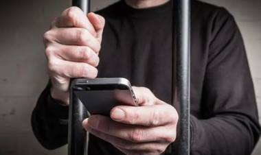 EL GOBIERNO IMPLEMENTARÁ TECNOLOGÍA PARA BLOQUEAR CELULARES EN CÁRCELES FEDERALES
