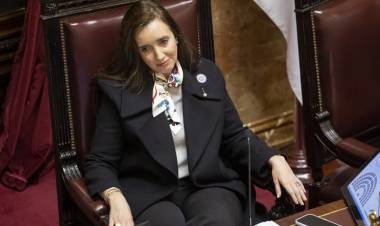 TRAS BAJARSE DE LA MISA DE LUJÁN EN HOMENAJE AL PAPA, VILLARRUEL EXPLICÓ: “AHÍ ESTABA LO PEOR DE LA CASTA POLÍTICA”