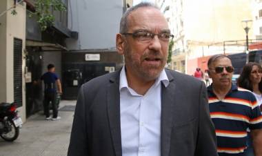 MILEI DESIGNÓ A FERNANDO IGLESIAS COMO EMBAJADOR DE LUXEMBURGO