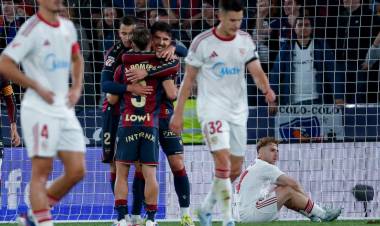 LIGA DE ESPAÑA: SEVILLA QUEDÓ MUY COMPROMETIDO CON EL DESCENSO