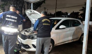 DETECTARON UN AUTOMÓVIL ADULTERADO Y CON PATENTE FALSA
