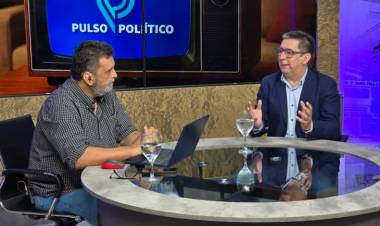 GUSTAVO MARTÍNEZ: "NI CAPITANICH, NI PEPPO NI YO TENEMOS QUE SER CANDIDATOS"