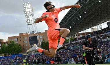 LIGA DE ESPAÑA: BARCELONA GANÓ Y ACARICIA EL TÍTULO