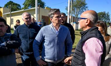 GRAL. SAN MARTÍN: ZDERO REACTIVÓ 238 VIVIENDAS PARALIZADAS Y GARANTIZÓ SU FINALIZACIÓN CON FONDOS PROVINCIALES