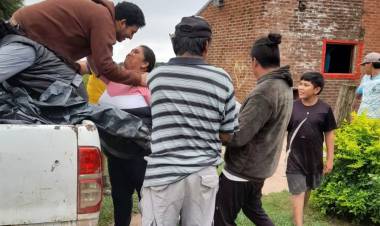 PAMPA DEL INDIO: EL GOBIERNO PROVINCIAL REFUERZA LA ASISTENCIA EN TODOS LOS BARRIOS ANTE LA EMERGENCIA HÍDRICA