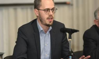 EL GOBIERNO FORMALIZÓ LA DESIGNACIÓN DE MATÍAS ÁLVAREZ COMO NUEVO PRESIDENTE DE LA UIF