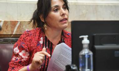 EL GOBIERNO OFICIALIZÓ A CARMEN LUCILA CREXELL COMO EMBAJADORA DE CANADÁ
