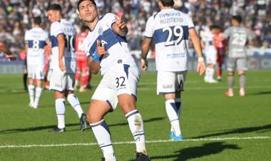 LIGA PROFESIONAL: GIMNASIA SE HIZO FUERTE EN EL BOSQUE