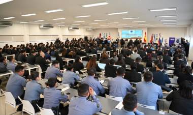 SANTIAGO DEL ESTERO: LA POLICIA DEL CHACO PARTICIPÓ DEL PRIMER ENCUENTRO INTERNACIONAL SOBRE CIBERCRIMEN