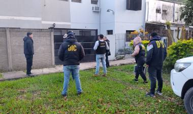 ALLANAMIENTO EN LA VIVIENDA DEL CABO PRIMERO ETUDIE: SECUESTRARON ANOTACIONES Y UN TELEFONO 
