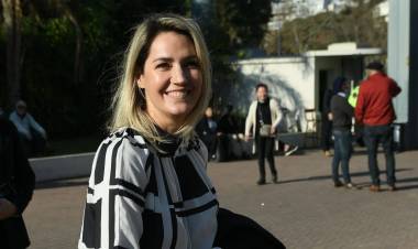 CAROLINA LOSADA ANTICIPA QUE LOS 10 SENADORES RADICALES APOYARÁN A MICHELLI COMO JUEZA