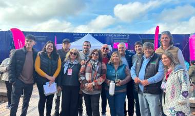 TREN 25 DE MAYO: MILES DE CHAQUEÑOS ACCEDEN A SERVICIOS Y PRESTACIONES EN GENERAL PINEDO