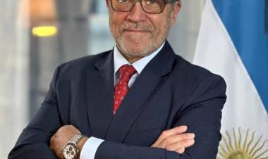 LUIS BOCALANDRO ES EL NUEVO EMBAJADOR DE LA REPÚBLICA DE PALAU