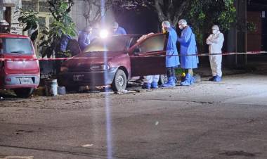 TUCUMÁN: ENCONTRARON EL CUERPO DE UNA MUJER CALCINADA EN UN AUTO E INVESTIGAN UN POSIBLE FEMICIDIO