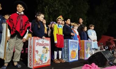 FERIA PROVINCIAL DEL LIBRO “CHACO LEE”: LAS PALMAS FUE SEDE DE JORNADAS DE LECTURA, CULTURA Y ENCUENTRO COMUNITARIO
