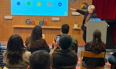 CHACO PRESENTÓ SU MODELO DE EDUCACIÓN CON INTELIGENCIA ARTIFICIAL EN ENCUENTRO LATINOAMERICANO