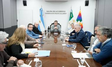 PLAN DIRECTOR DE DESAGÜES PLUVIALES: PRESENTARON LA PRIMERA ETAPA DEL ESTUDIO PARA OPTIMIZAR EL DRENAJE URBANO DE RESISTENCIA