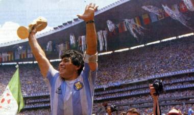A 40 AÑOS DEL TÍTULO DEL 86: MÉXICO, MARADONA Y UNA SELECCIÓN ARGENTINA QUE TOCÓ EL CIELO CON LAS MANOS